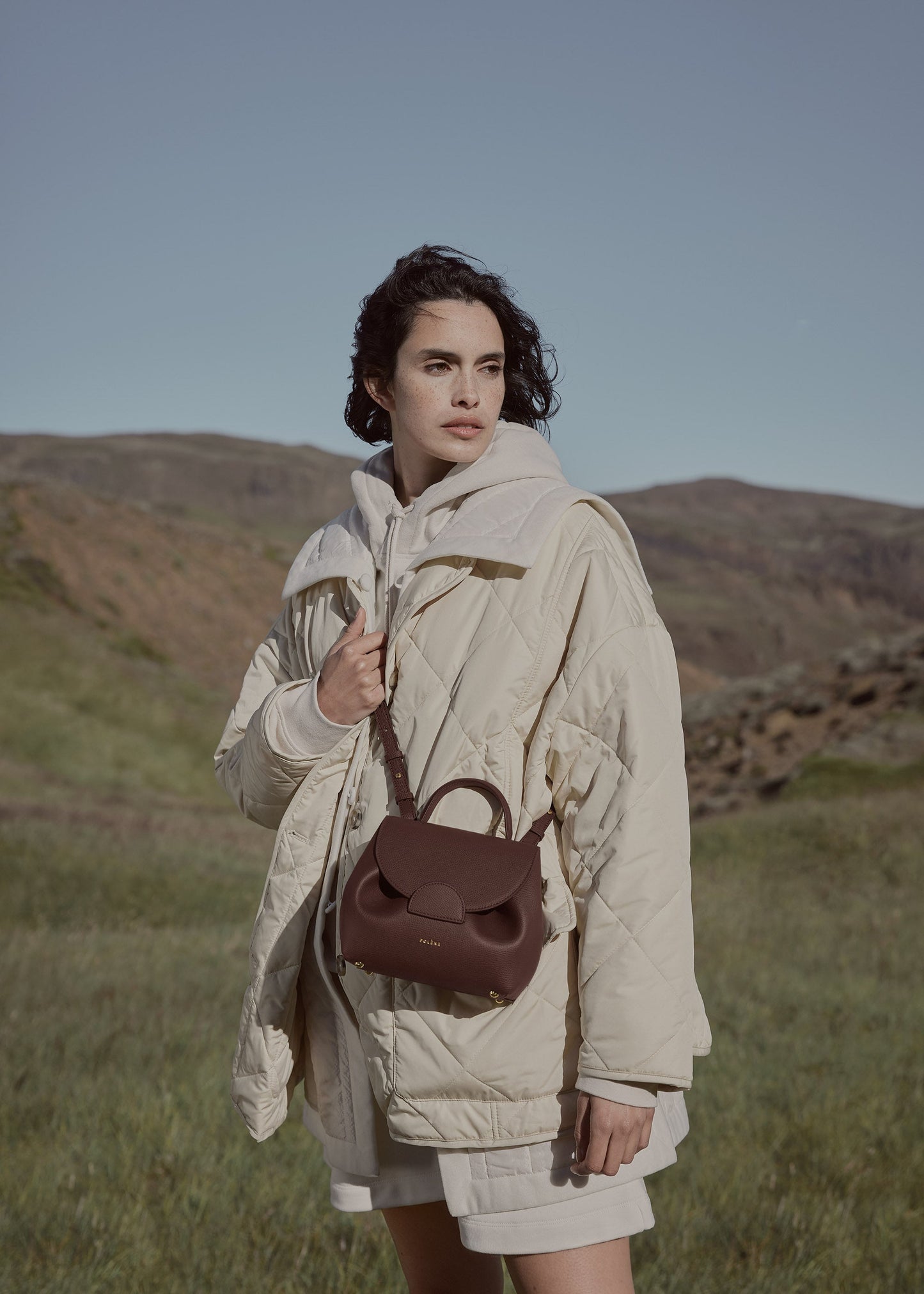 Numéro Un Nano - Sandelholz Genarbtes Leder