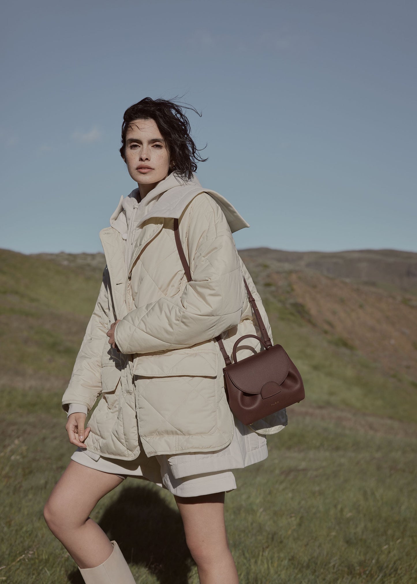 Numéro Un Nano - Sandelholz Genarbtes Leder