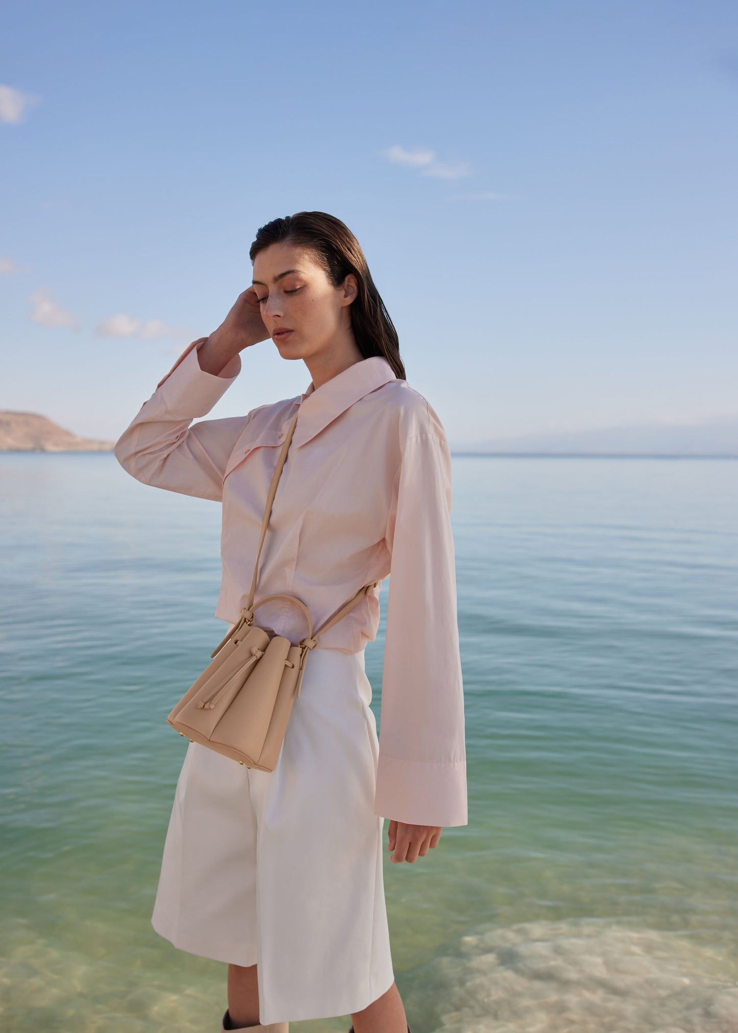 Numéro Huit Mini - Beige Genarbtes Leder