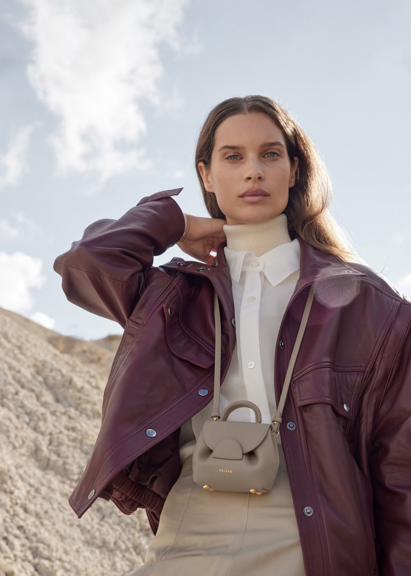 Numéro Un Micro - Taupe Genarbtes Leder