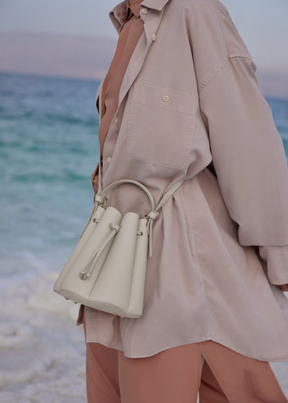 Numéro Huit Mini - Kreide Genarbtes Leder