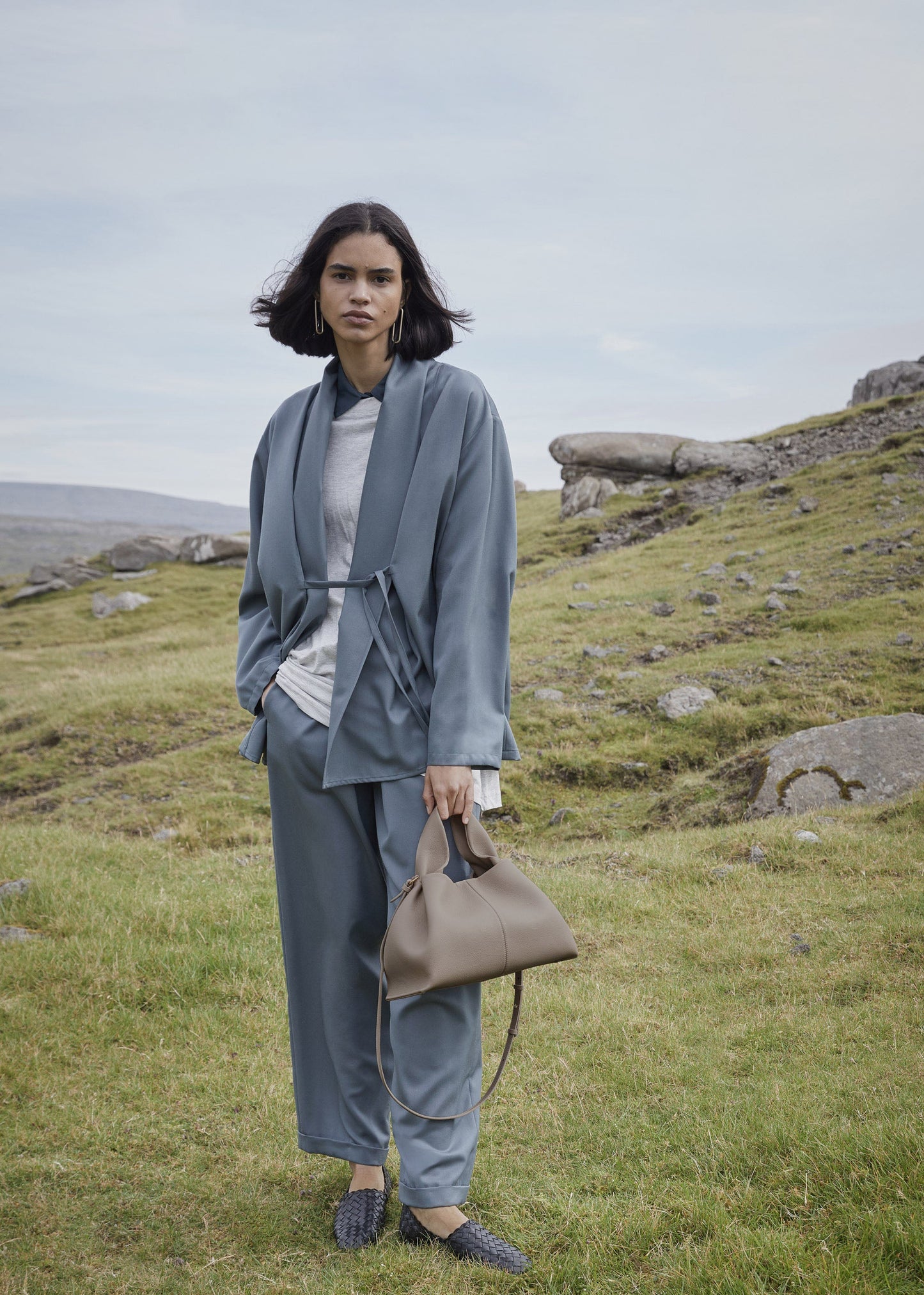 Numéro Neuf - Taupe Genarbtes Leder